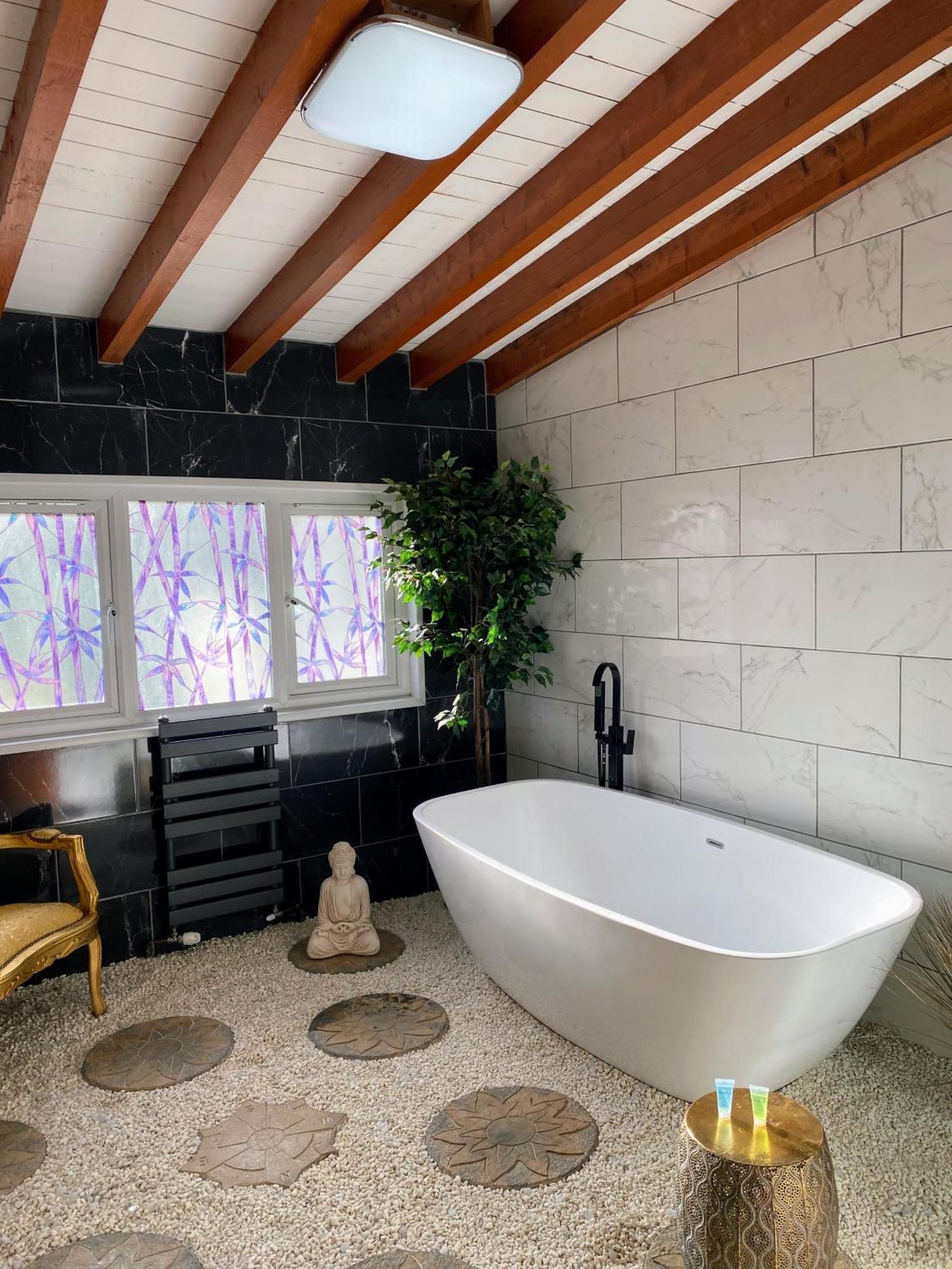 Kaoglen Zen-Feature Bath-Dunkeld-Route 500 Villa Balnald Exterior foto